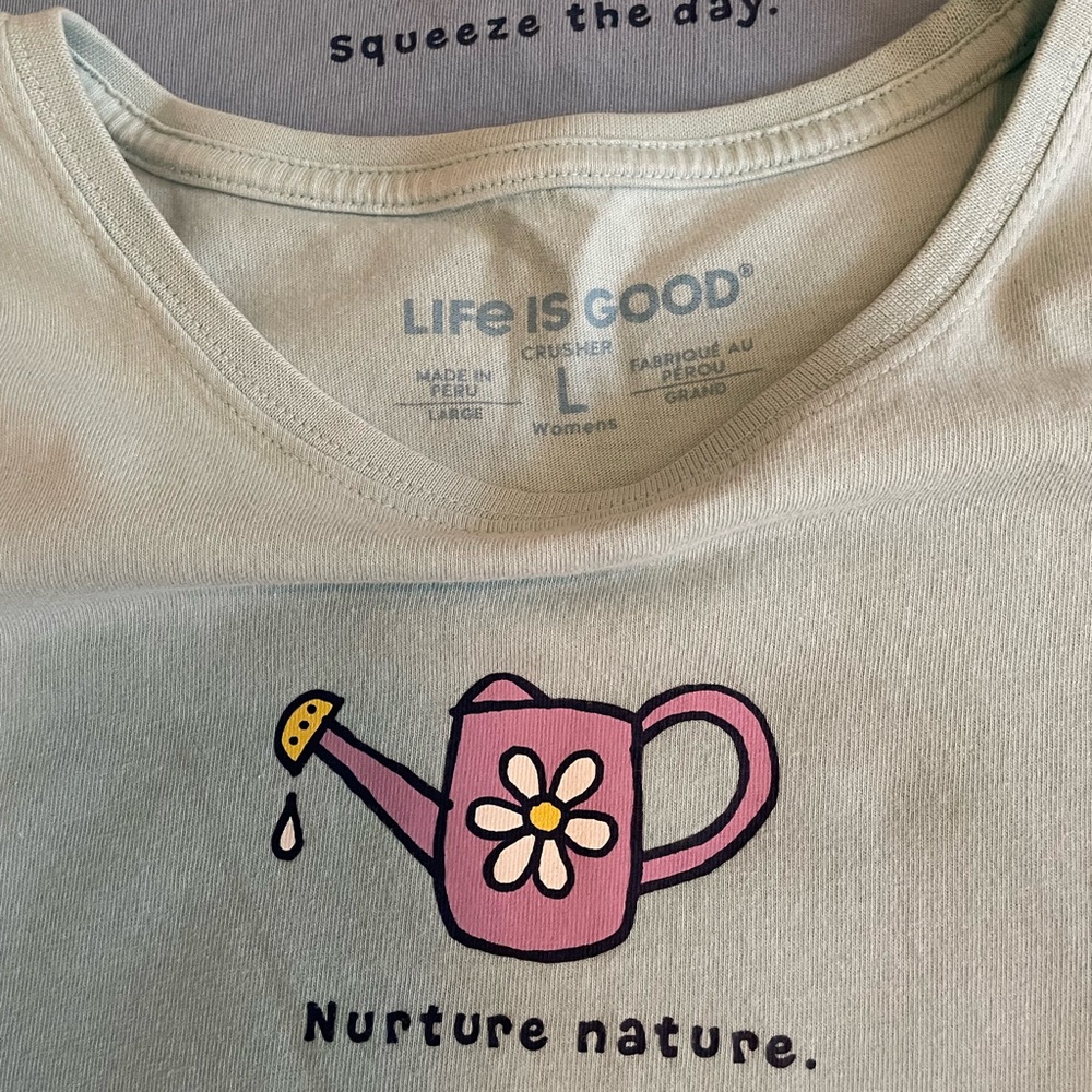 Life Is Good Womens Short Sleeve Tees - Navy, Light Blue, Gray - Picture 6 of 6